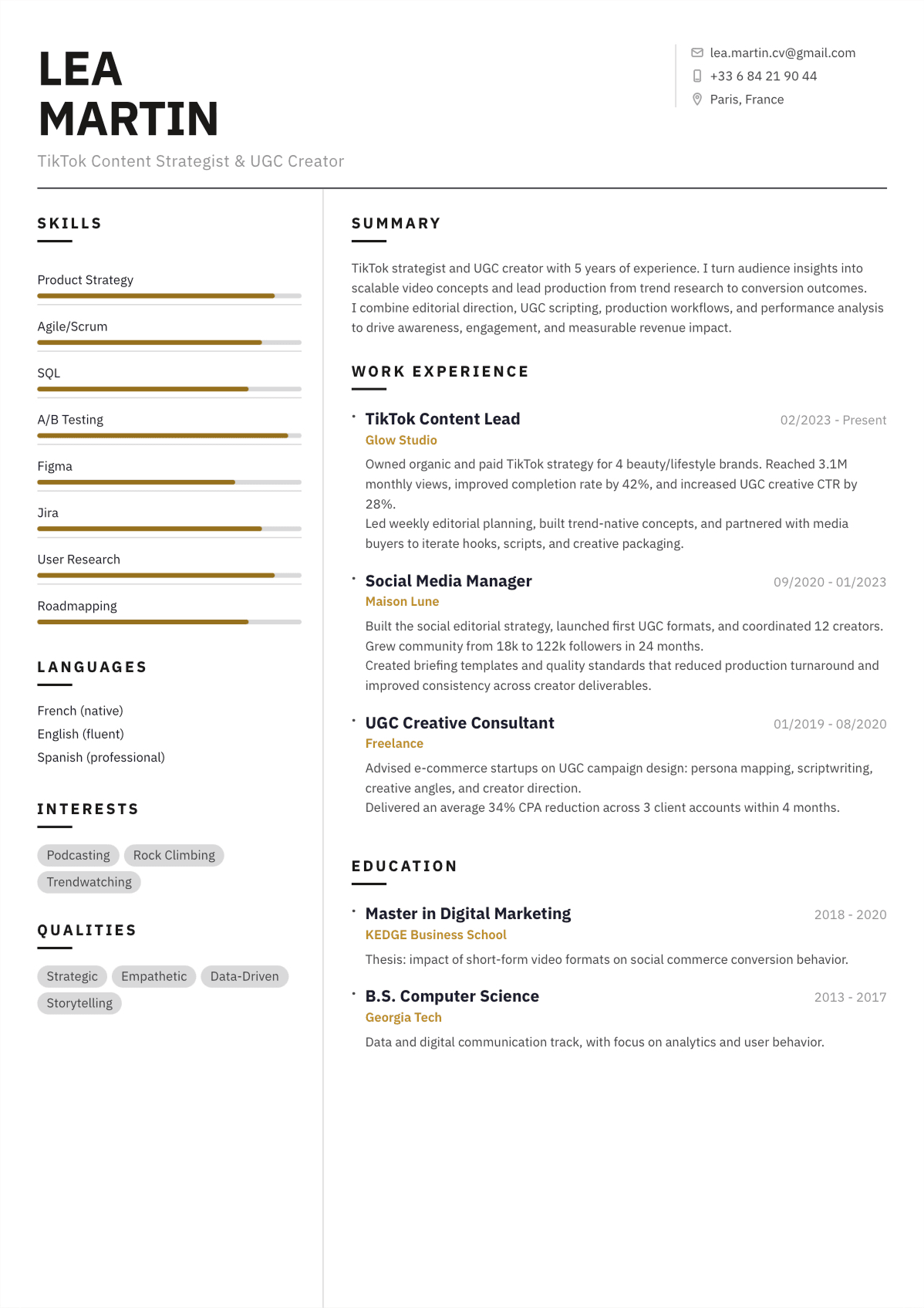 Minimal modern CV template